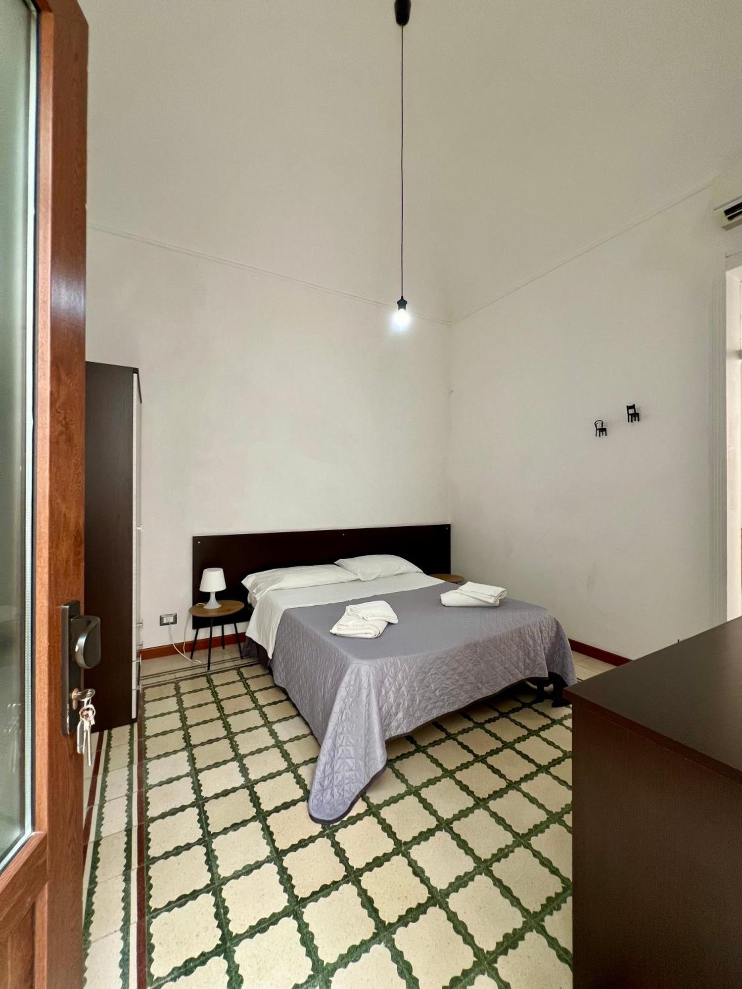 Ferienwohnung Cortile Bassi 185 Trapani Exterior foto